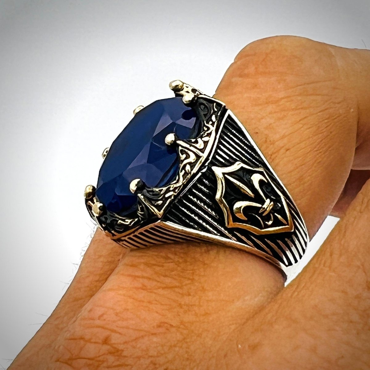 Blue Tourmaline Oval Stone Men's Ring - TryAladdin