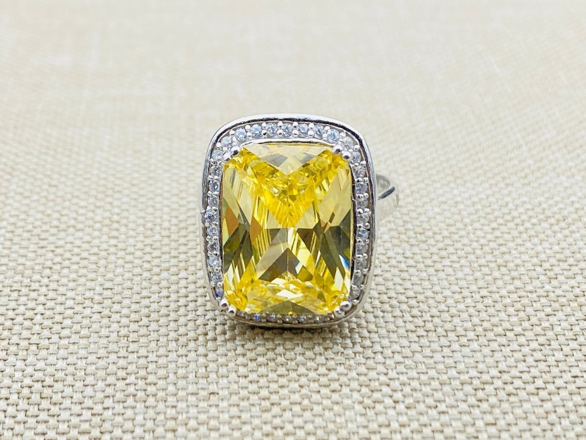 Citrine Ladies Silver Ring - TryAladdin