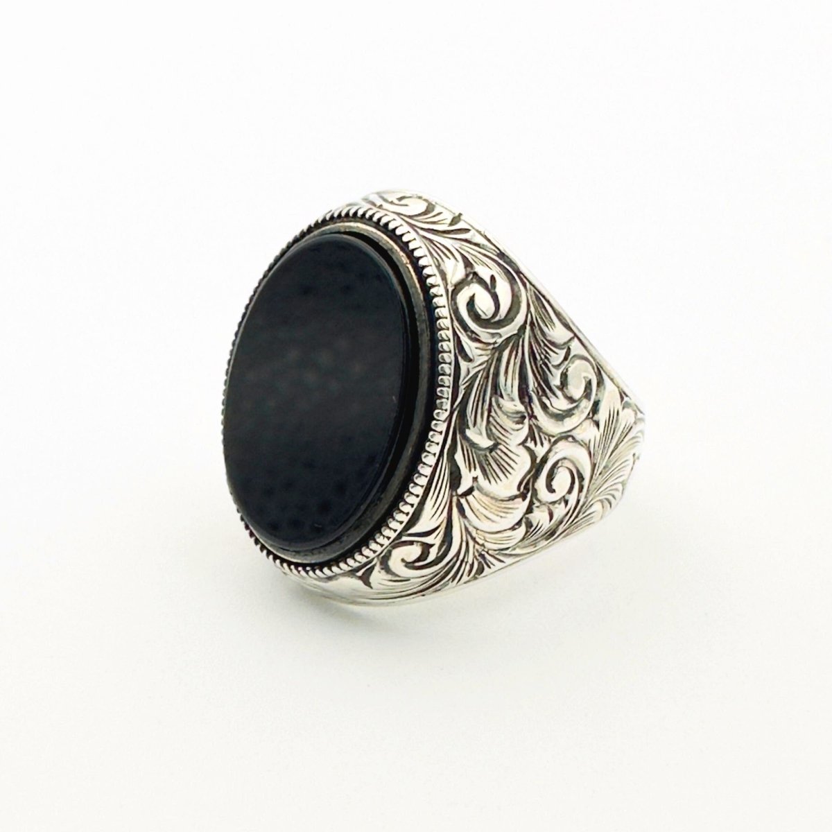 Men Handmade Ring - TryAladdin