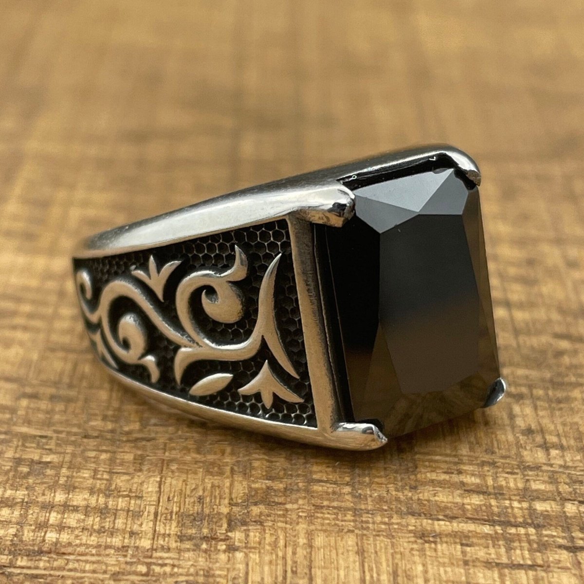 Men's Black Onyx Stone Silver Ring - TryAladdin