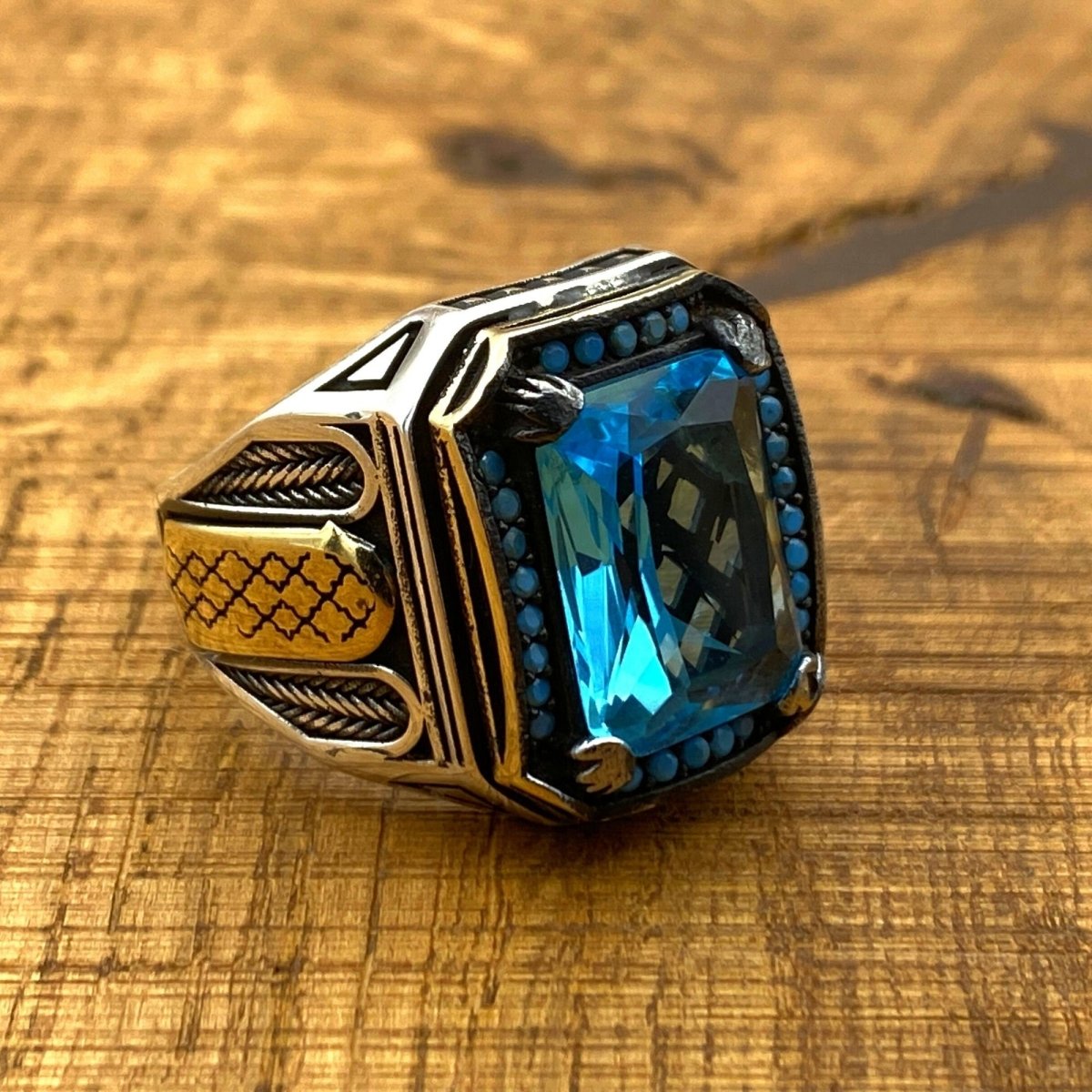 Men's Blue Aquamarine Silver Ring - TryAladdin