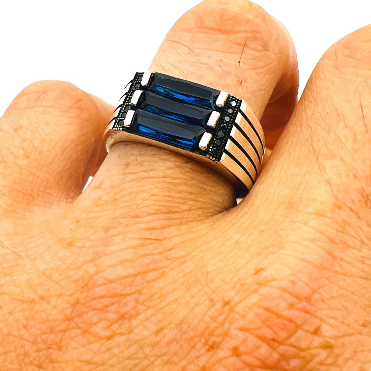 Men's Blue Sapphire Ring - TryAladdin