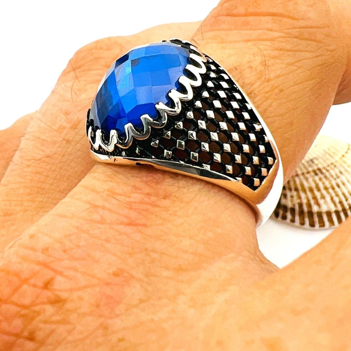 Men's Blue Sapphire Stone Ring - TryAladdin