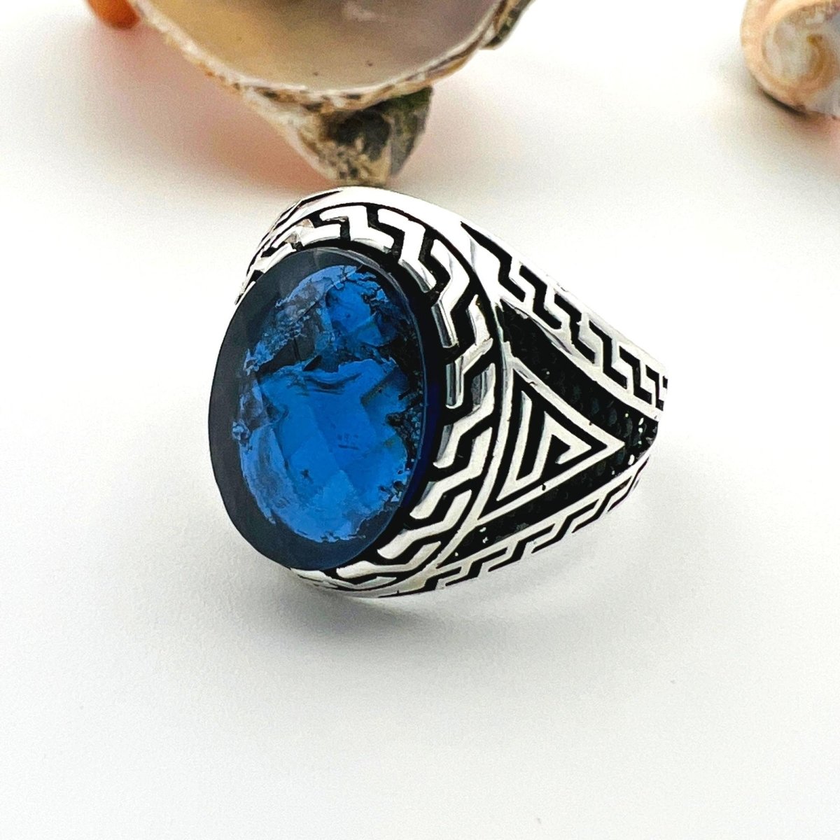 Men's Blue Sapphire Stone Ring - TryAladdin