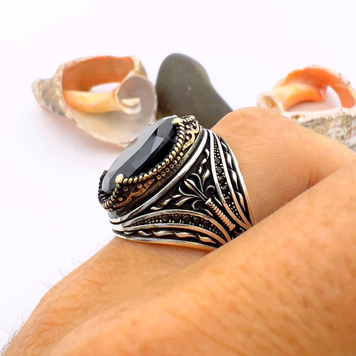 Men's Handmade Onyx Ring - TryAladdin