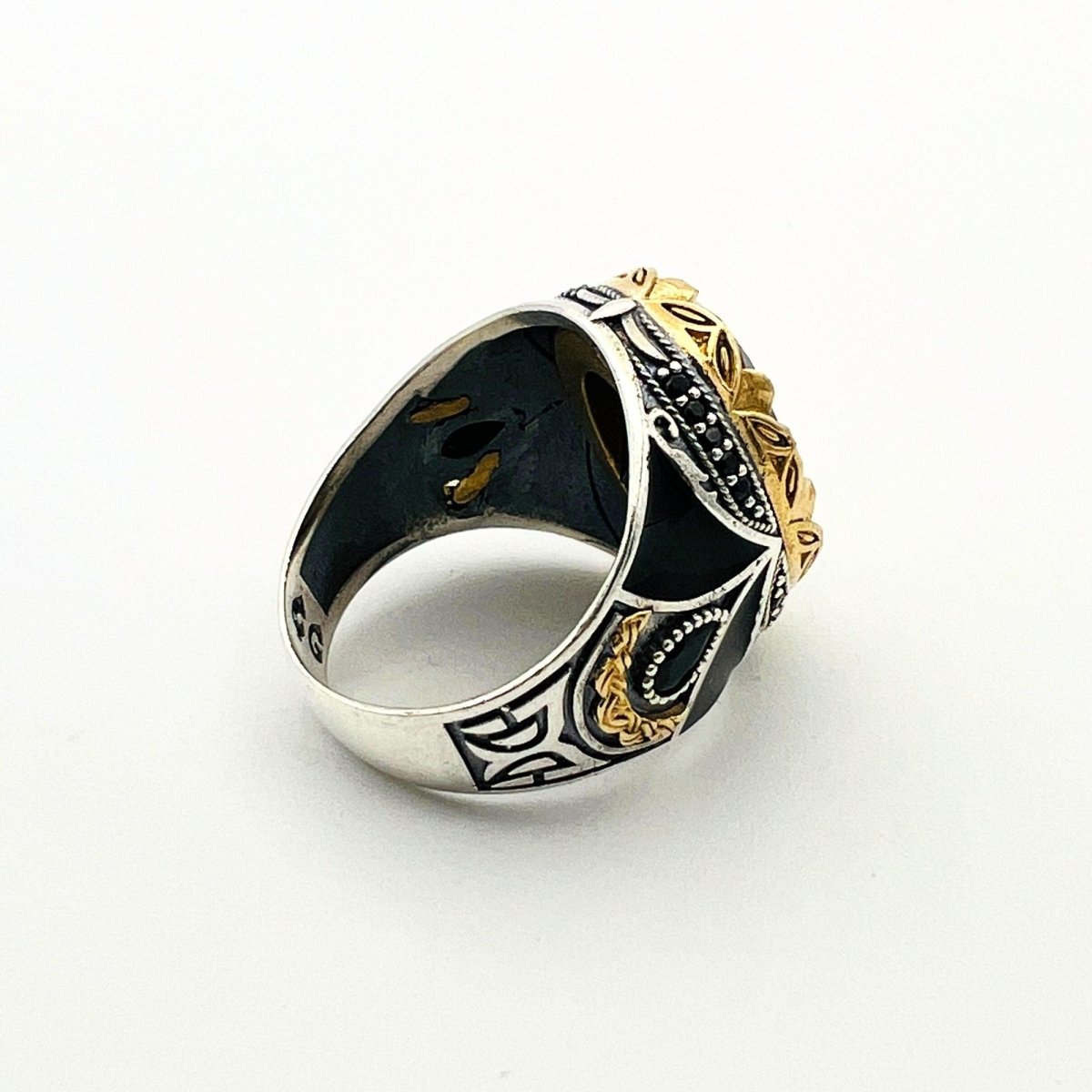 Men's Oval Onyx Silver Ring - TryAladdin