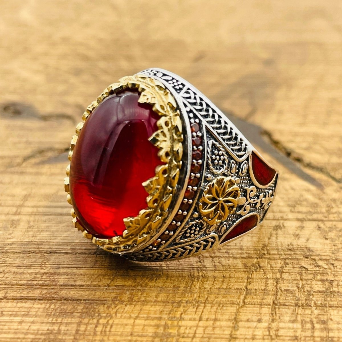 Men's Red Oval Agate Ring - TryAladdin