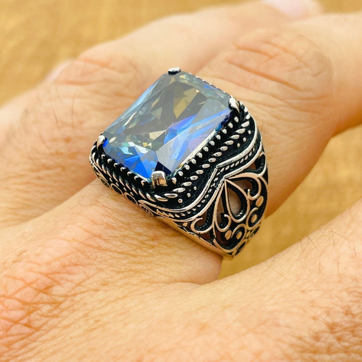 Men's Tanzanite Silver Ring - TryAladdin