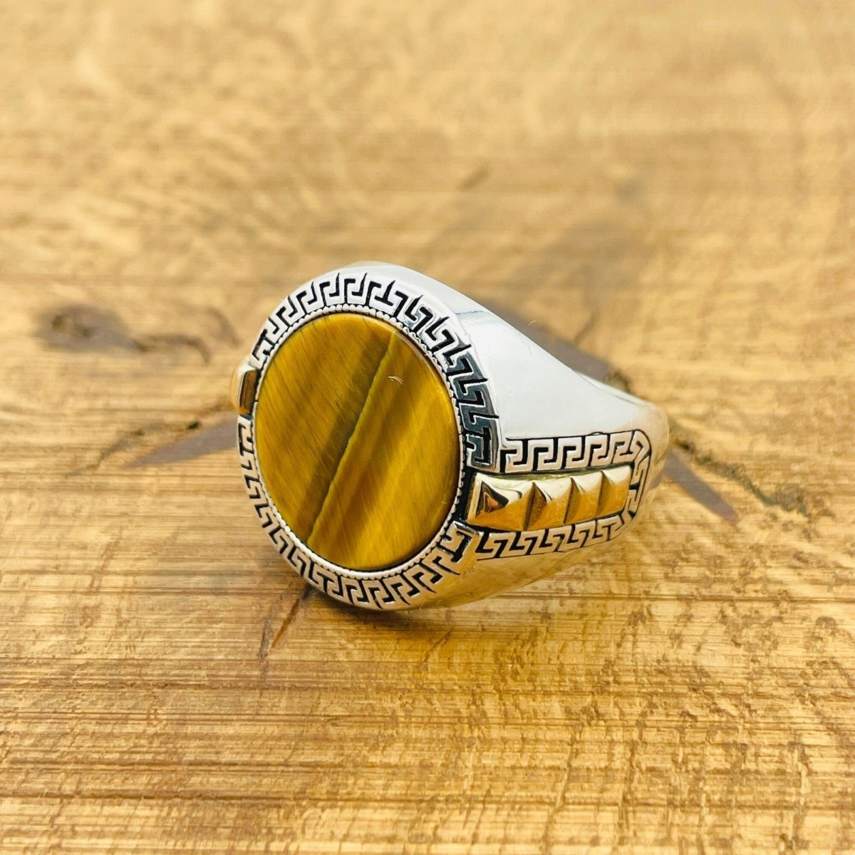 Men's Tiger's Eye Silver Ring - TryAladdin