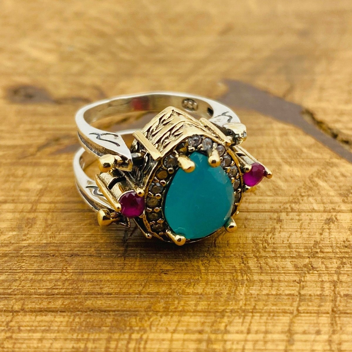 Multi - Stone Reversible Ring - TryAladdin