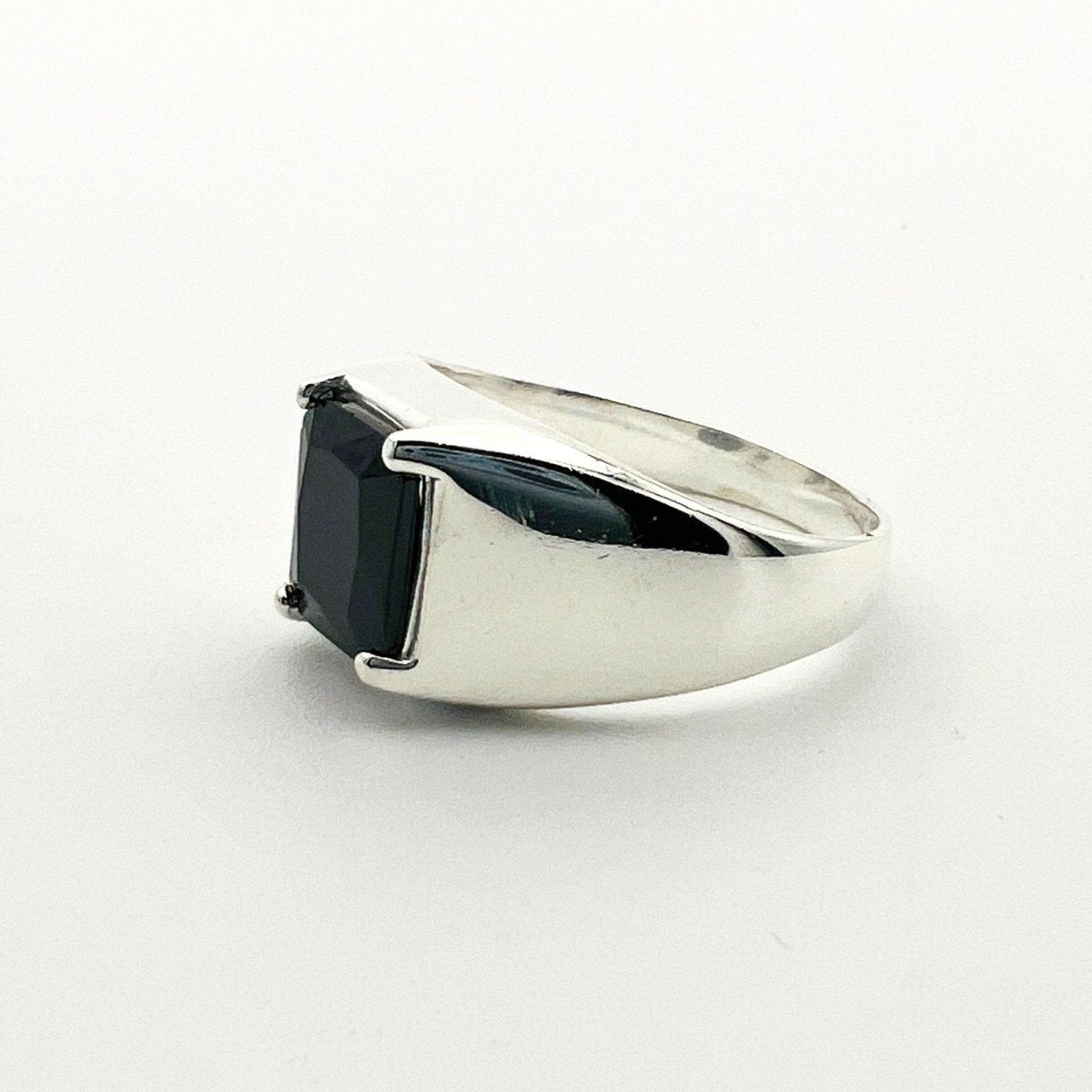 Natural Onyx Vintage Ring - TryAladdin