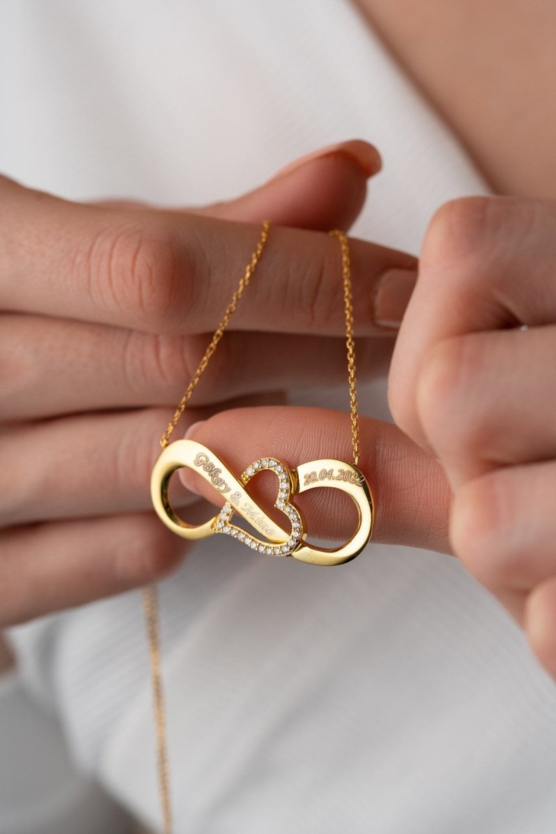 Nereze | Personalized Heart Detailed Big Size Infinity Necklace - TryAladdin