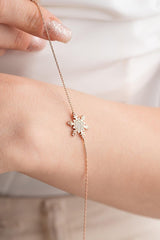 Nereze | Rose Hexagonal Design Snowflake Model Bracelet - TryAladdin