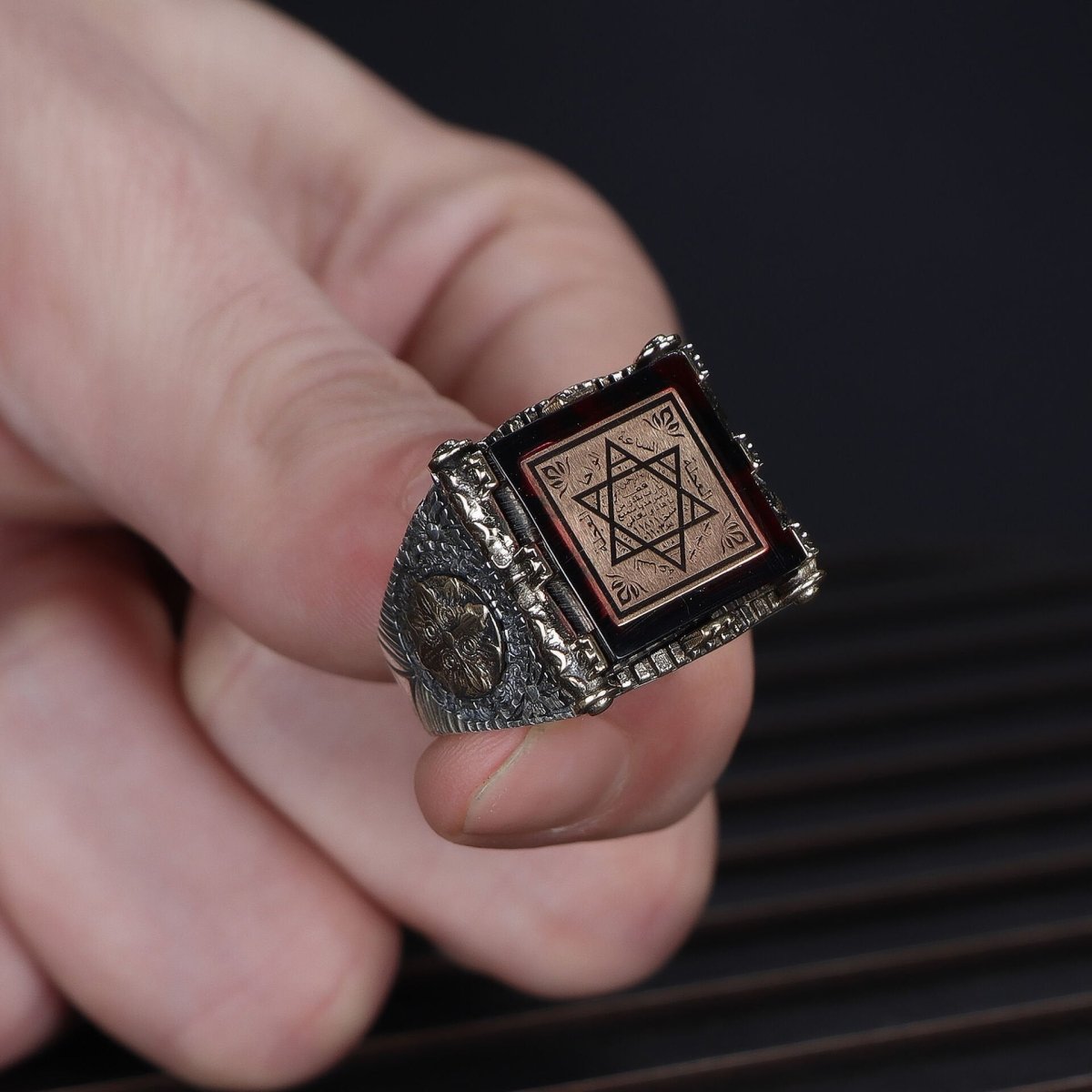 Tesbihevim | Silver Ring for Men with Seal of Solomon and Amber Stone - TryAladdin