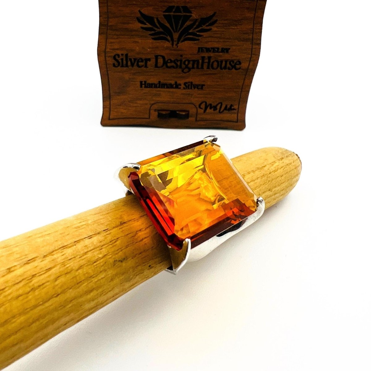 Women’s Citrine Birthstone Ring - TryAladdin