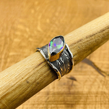 Women's Mystic Topaz Silver Ring - TryAladdin