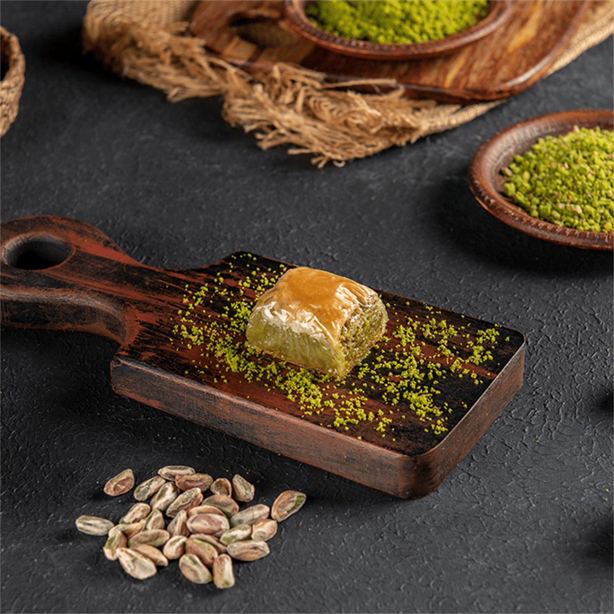 Koskeroglu | Special Prince Baklava with Pistachio in Gift Metal Box - TryAladdin